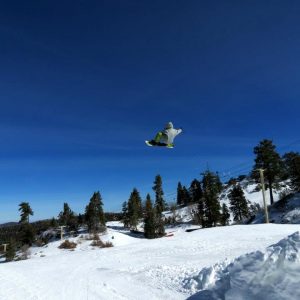 Skiing and snowboarding while living in San Diego? Visit Big Bear!