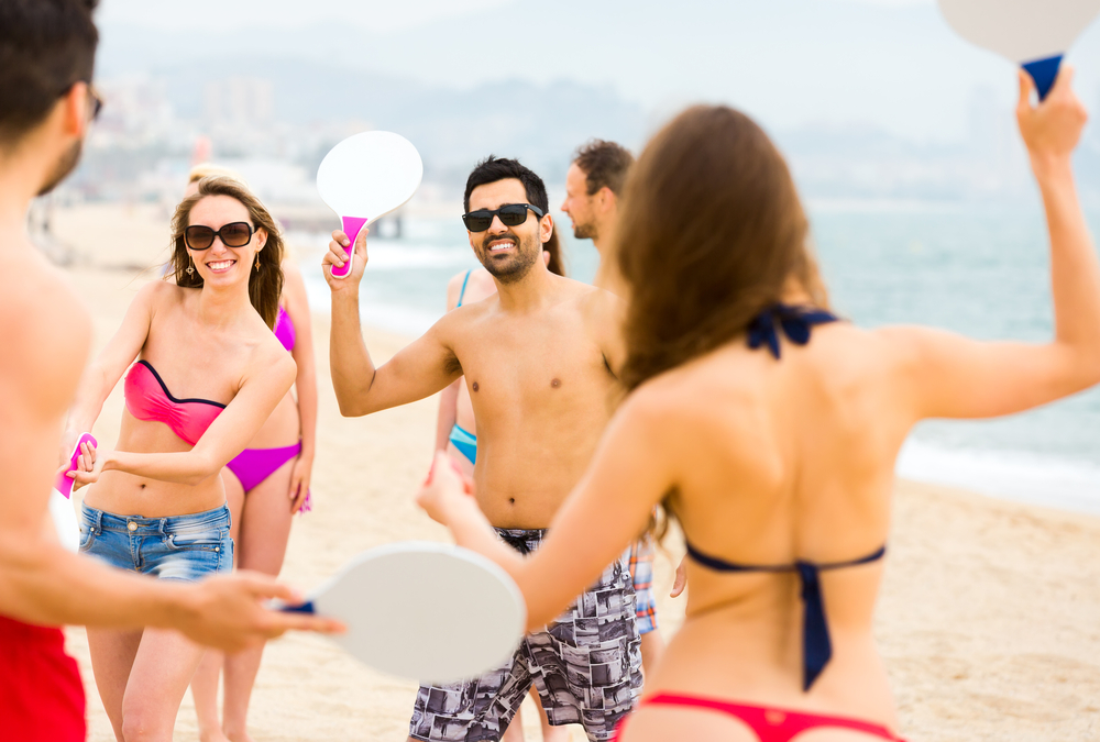 Paddleball.Beach.Game.Fun.Friends